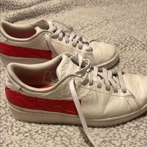 Nike White and Red Sneakers